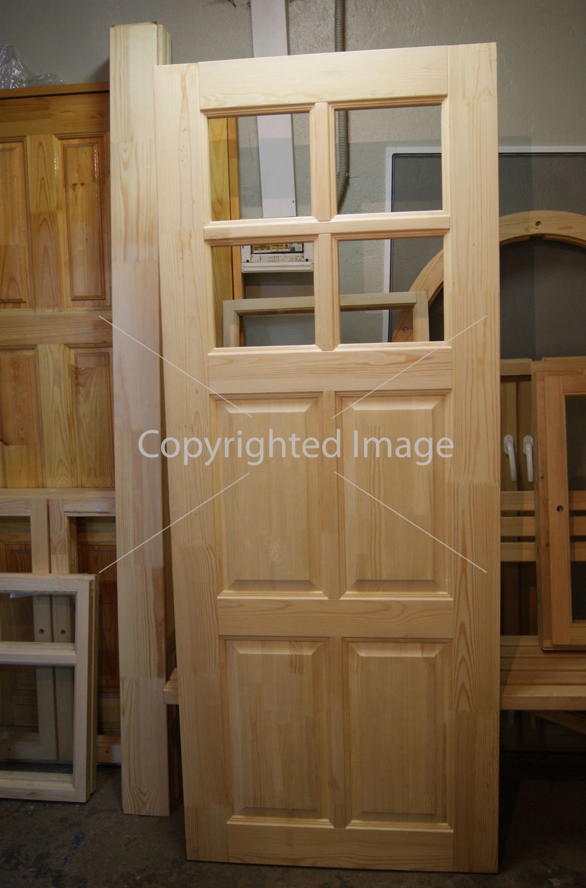 Деревянные двери со стеклом входные Scandi Plus W | «Финские двери»